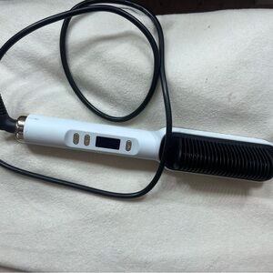 STRAIGHTENING COMB FROM TIKTOK SHOP